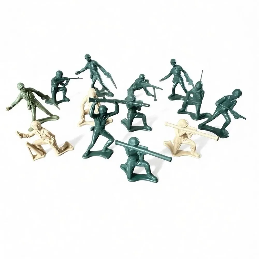 Lot of 13 Vintage 2” Plastic Army Men Soldiers Green Tan Bazooka Rocket Poses
